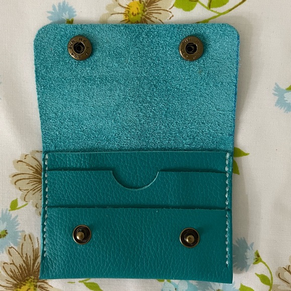 Handmade Genuine Leather Wallet - Picture 2 of 5